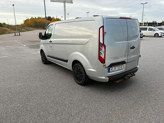 Ford Transit Custom 4 of 8