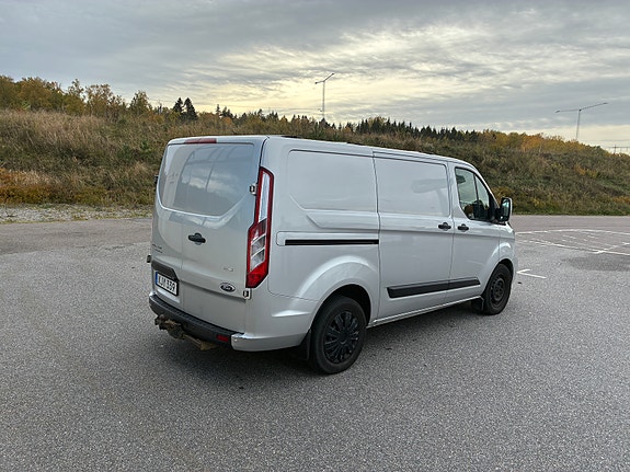 Ford Transit Custom 5 of 8