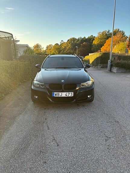 BMW 320i