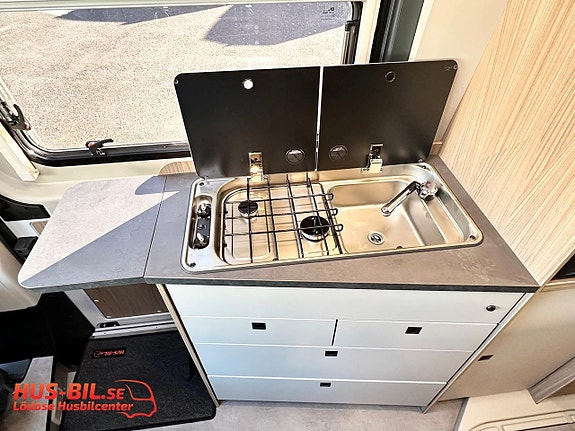 Pøssl Roadcruiser XL / 180hk / Solpanel / Dieselvärme 6 of 23