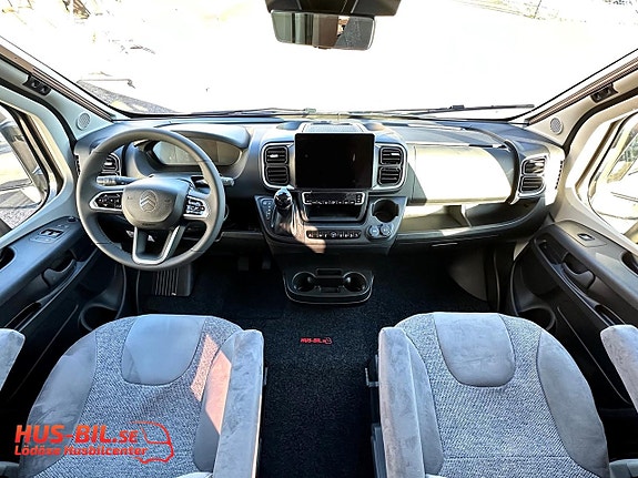 Pøssl Roadcruiser XL / 180hk / Solpanel / Dieselvärme 15 of 23