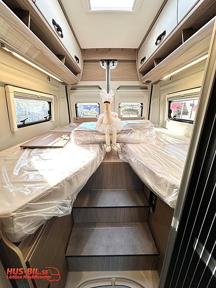 Pøssl Roadcruiser XL / 180hk / Solpanel / Dieselvärme 8 of 23