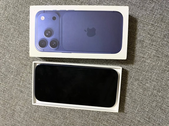 Product image 1 of 4
