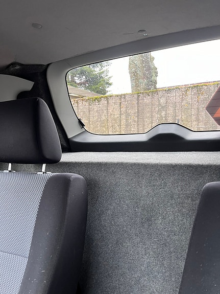 Suzuki Grand Vitara 5 of 6