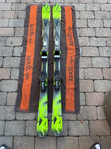 Product image 1 of 4