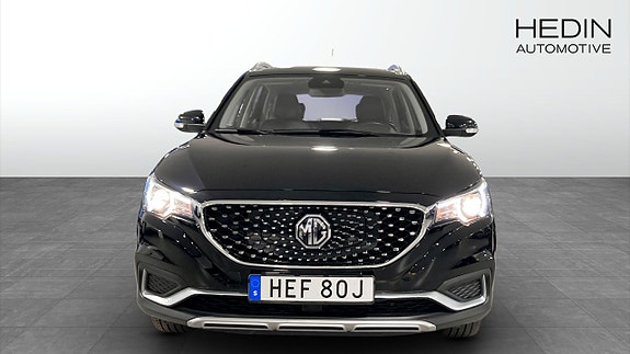 MG ZS EV 2 of 12
