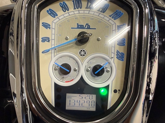 Yamaha XV1900A Midnight Star 9 of 9
