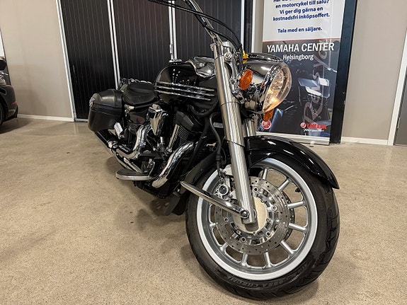 Yamaha XV1900A Midnight Star 2 of 9