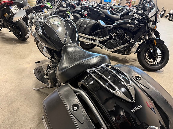 Yamaha XV1900A Midnight Star 3 of 9