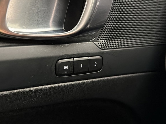 Volvo C40 17 of 30