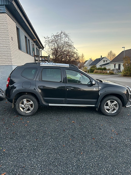 Dacia Duster 4 of 14
