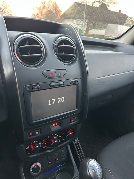 Dacia Duster 13 of 14