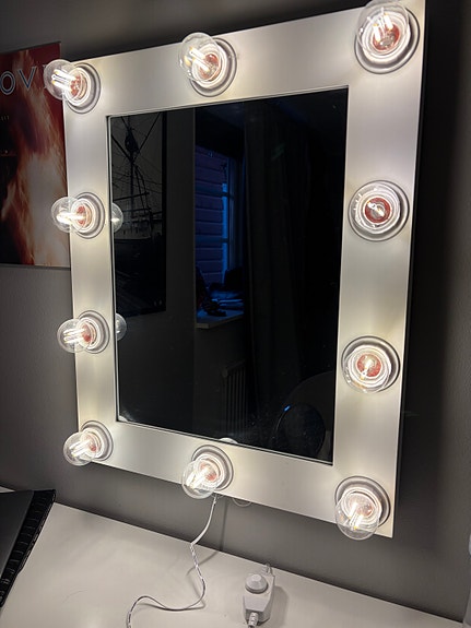 Product image 1 of 3