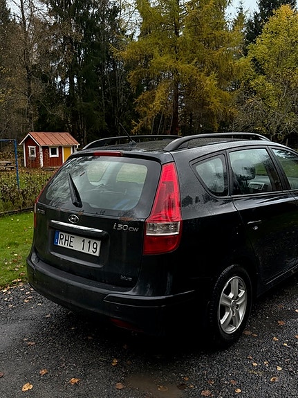 Hyundai i30 3 of 3