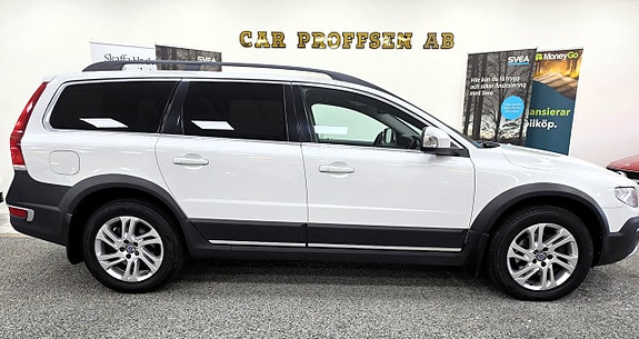 Volvo XC70 5 of 21