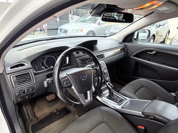 Volvo XC70 8 of 21