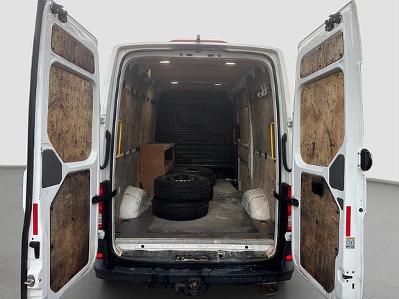 Volkswagen Crafter 35 13 of 14