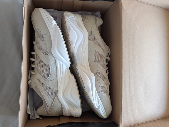 Product image 1 of 9