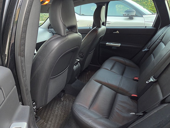 Volvo V50 7 of 7
