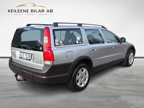Volvo XC70 8 of 22