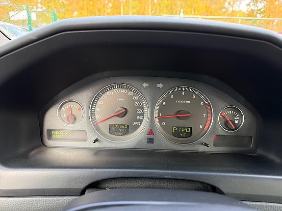 Volvo XC70 18 of 22
