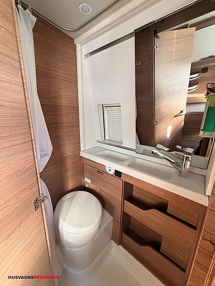 Knaus BOXLIFE Platinum Sel 600 MQ 24 of 27