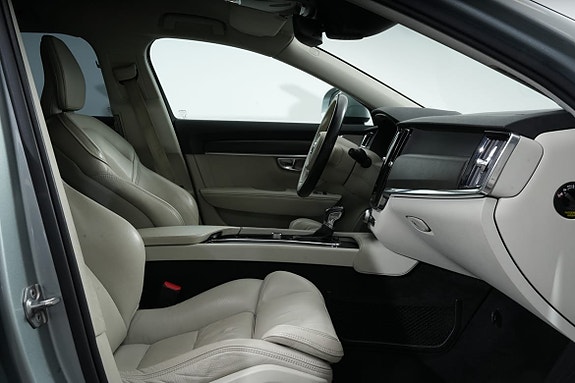 Volvo V90 Cross Country 19 of 19