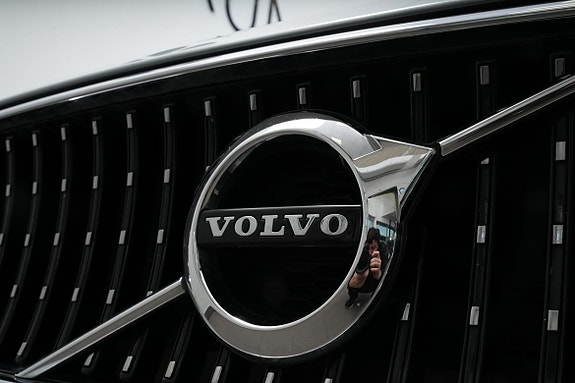 Volvo V90 Cross Country 4 of 19