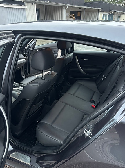 BMW 120d 11 of 14
