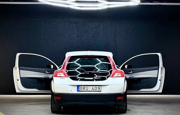 Volvo C30 6 of 19