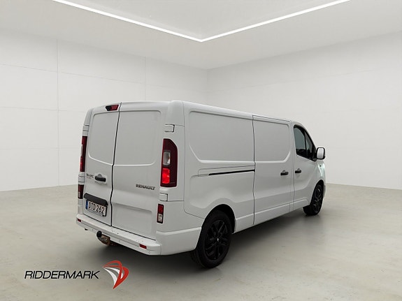 Renault Trafic 9 of 30