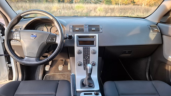 Volvo V50 12 of 17