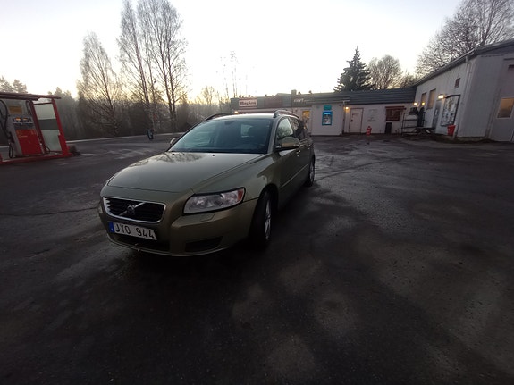 Volvo V50