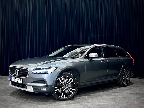 Volvo V90 Cross Country