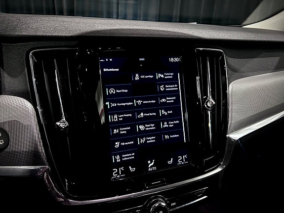Volvo V90 Cross Country 24 of 27