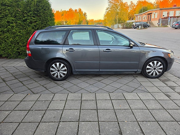Volvo V50 9 of 21