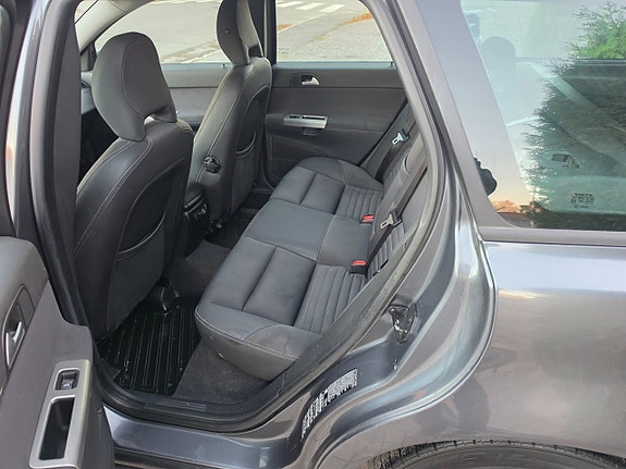 Volvo V50 10 of 21