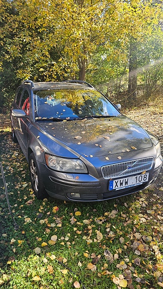 Volvo V50 4 of 6