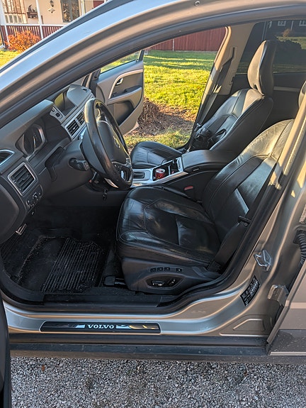 Volvo XC70 8 of 9