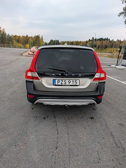 Volvo XC70 4 of 9