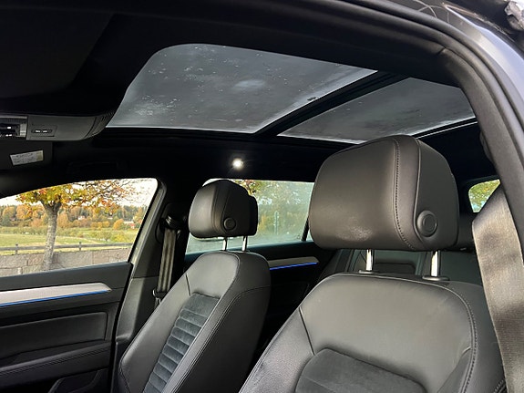 Volkswagen Passat 10 of 14