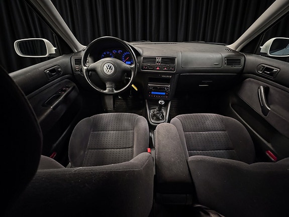 Volkswagen Bora 9 of 12