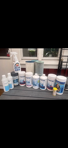 Product image 1 of 2