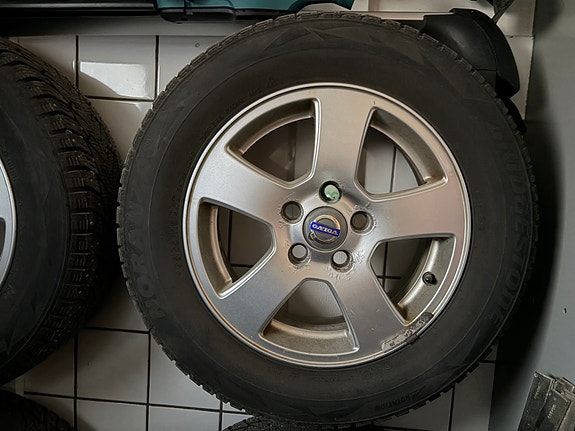 Volvo V40 10 of 10