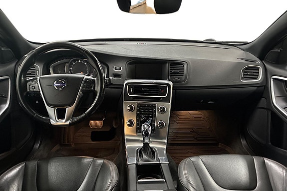 Volvo S60 Cross Country 12 of 27