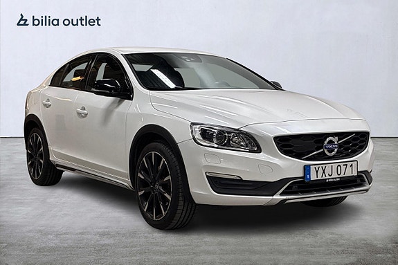 Volvo S60 Cross Country 4 of 27