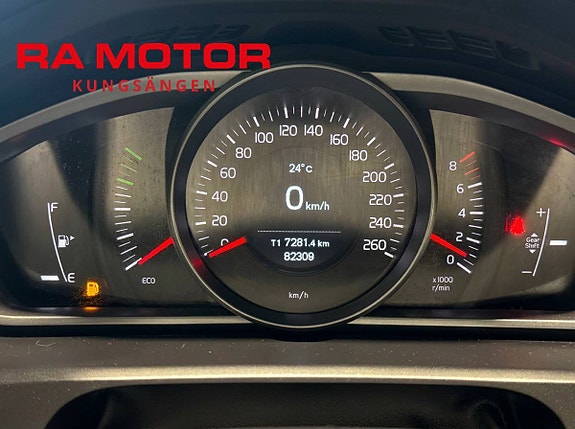 Volvo V40 15 of 23