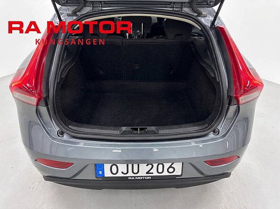 Volvo V40 22 of 23