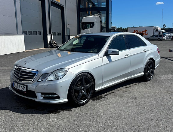 Mercedes-Benz E220