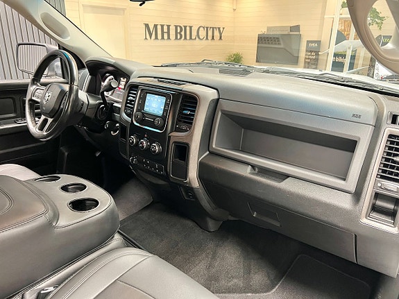 Dodge RAM 14 of 23